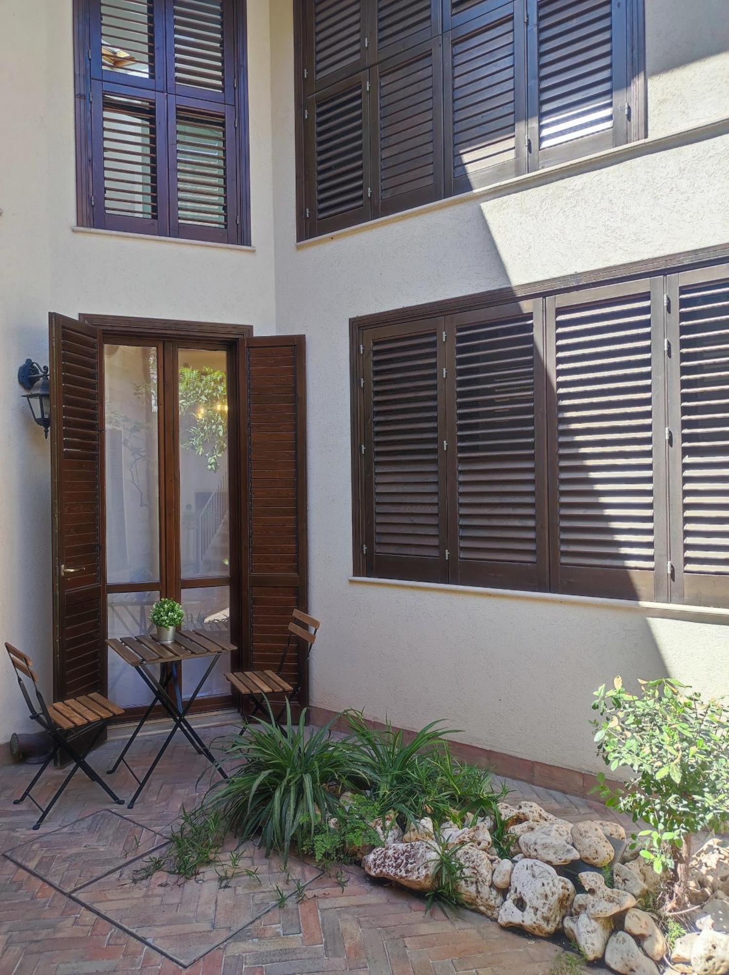 Via Cagliari Home كاتانيا المظهر الخارجي الصورة